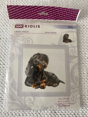NWT Riolis Counted Cross Stitch Kit No. 906 "Dachshund" Dog